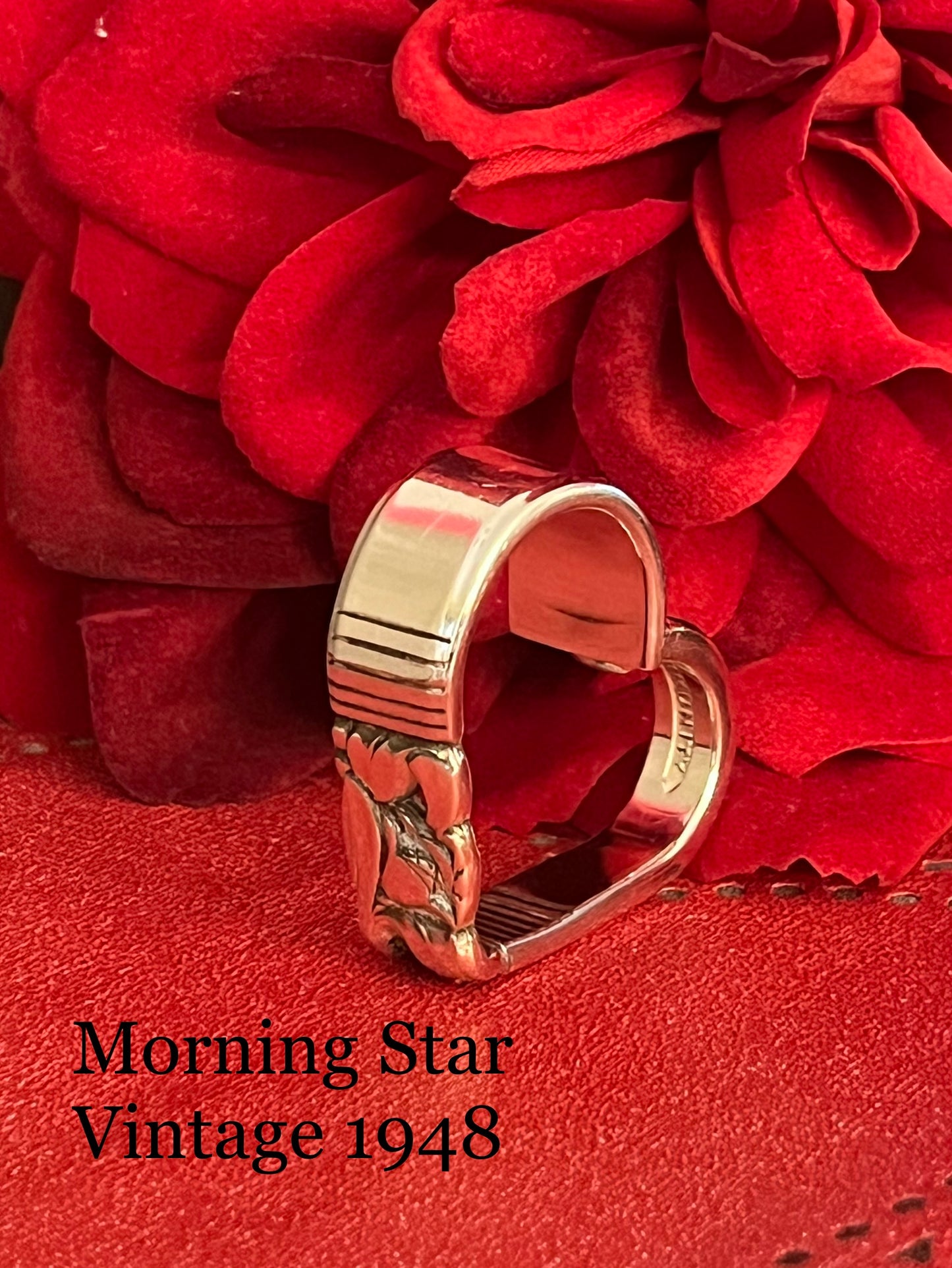 Heart Pendant - Pattern Morning Star, Vintage 1948