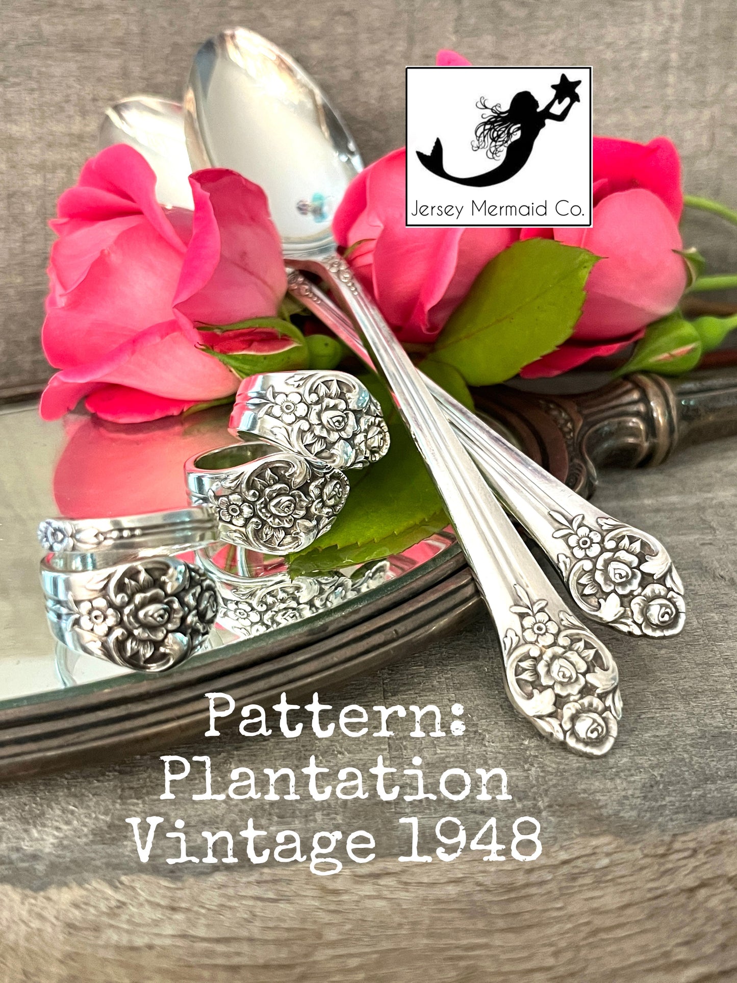 Plantation pattern Ring- Wrap style-Vintage 1948