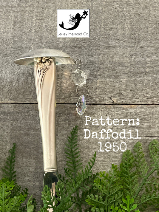 Mushroom Garden Bling- pattern: Daffodil, vintage 1950