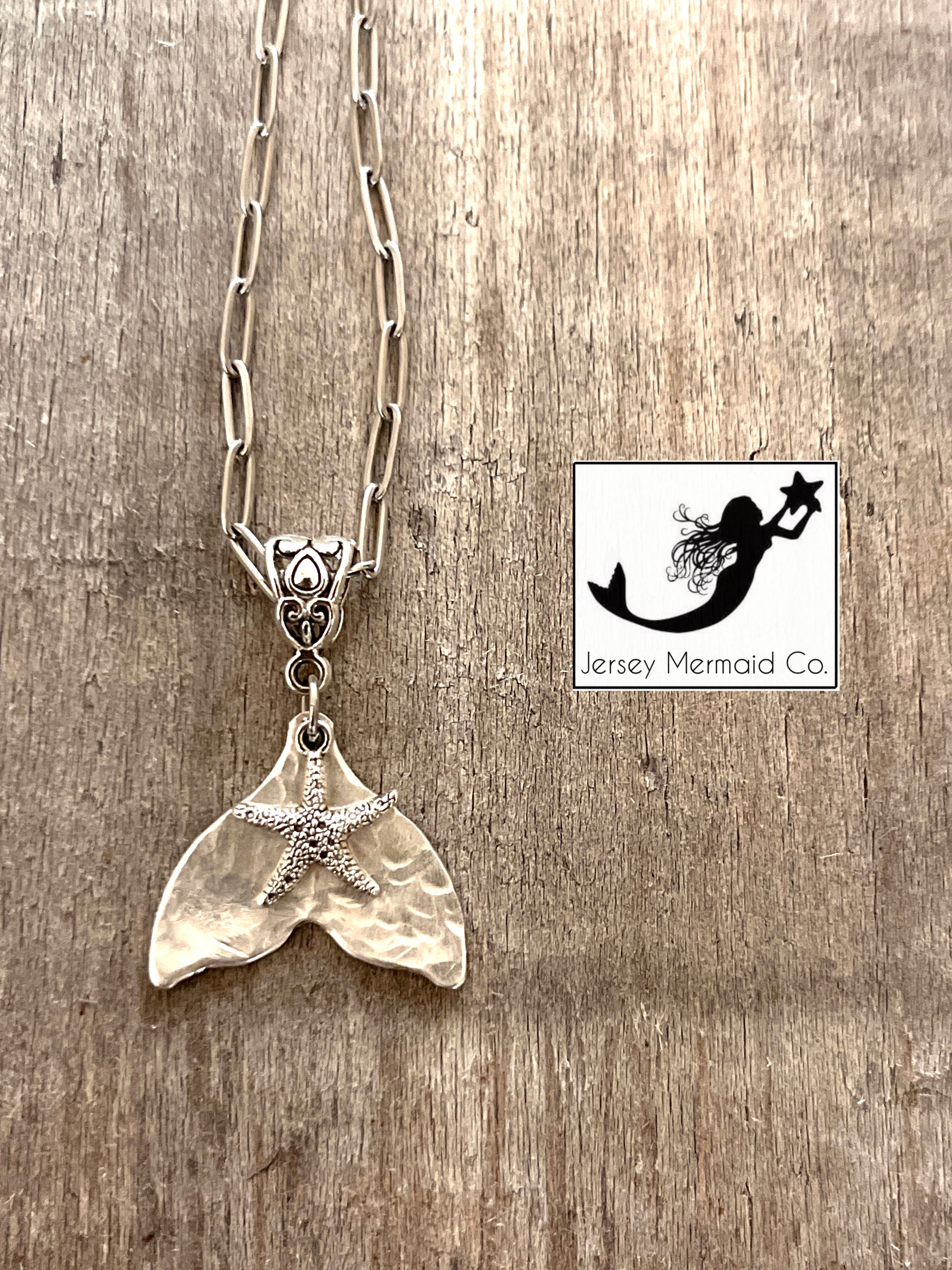 Mermaid/Whale Tail Necklace Hammered texture with starfish charm