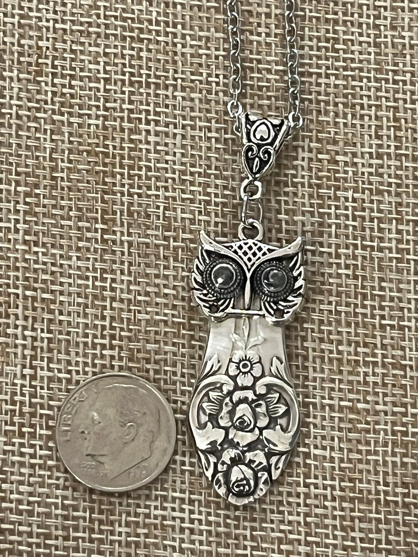 OWL Pendant - Pattern: Plantation, Vintage 1948(made from a Tablespoon)
