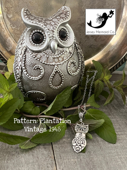 OWL Pendant - Pattern: Plantation, Vintage 1948(made from a Tablespoon)