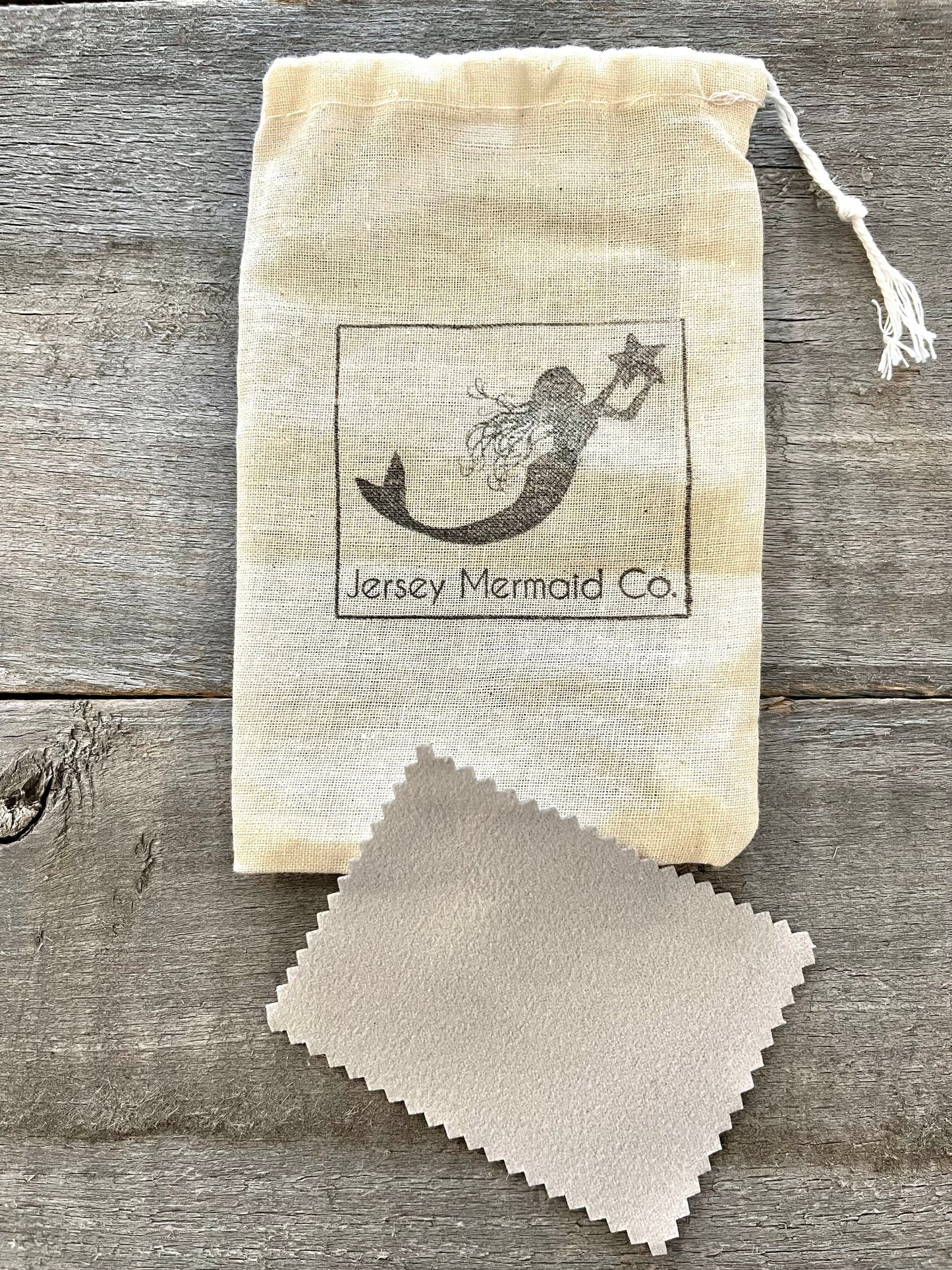 Mushroom Garden Bling- pattern: Ballad, vintage 1953- top of mushroom has small drilled circles