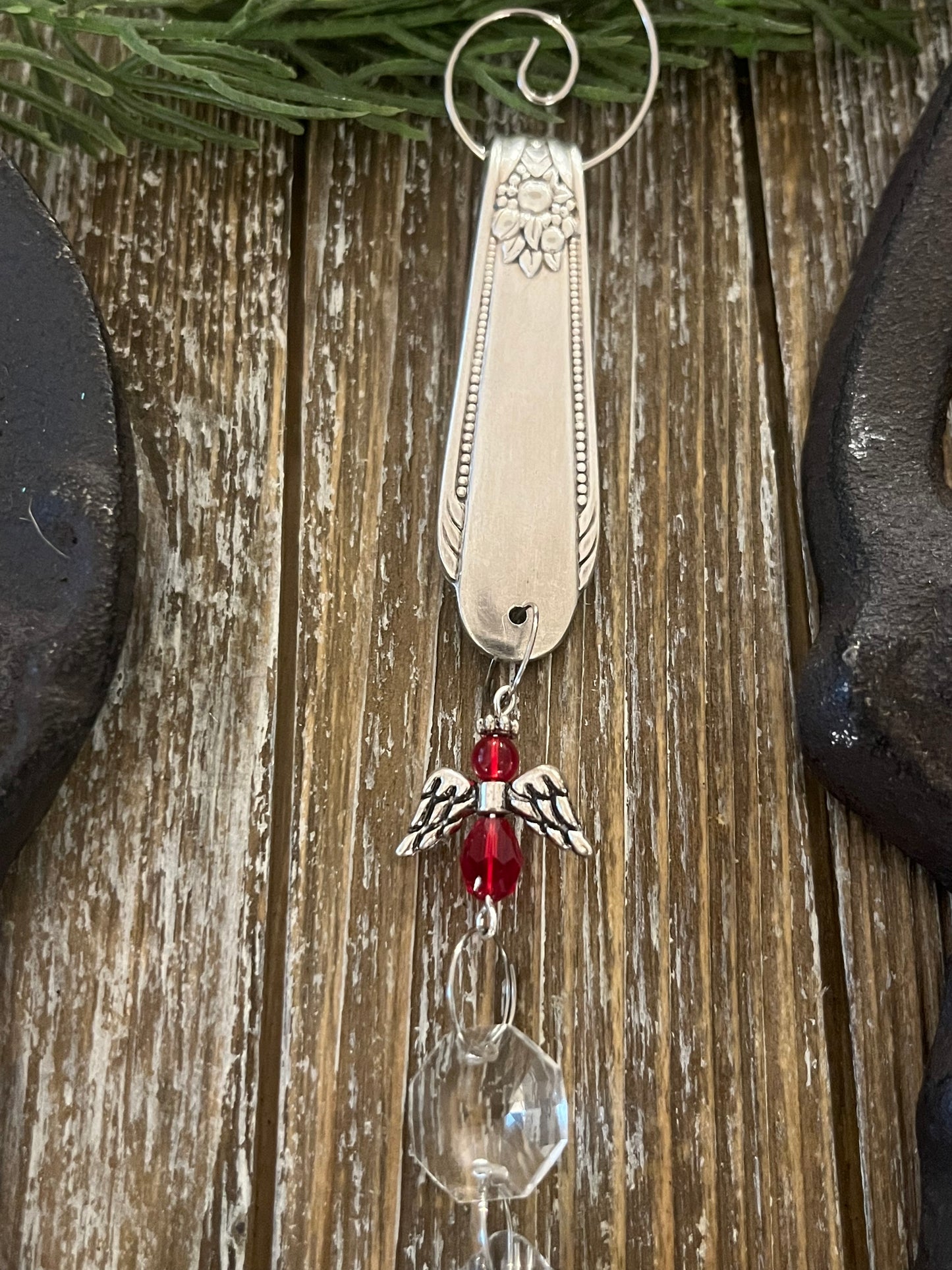 Angel - Vintage Silverware Ornament Pattern: Memory Hiawatha Vintage 1937 (Red Angel)