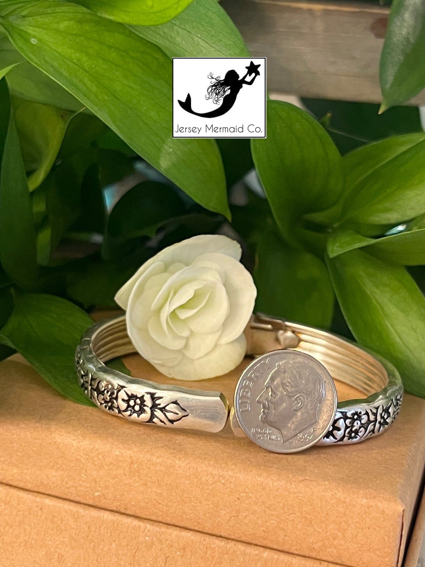 Bangle - Hinged Bracelet- Floral Queen Pattern- 1992
