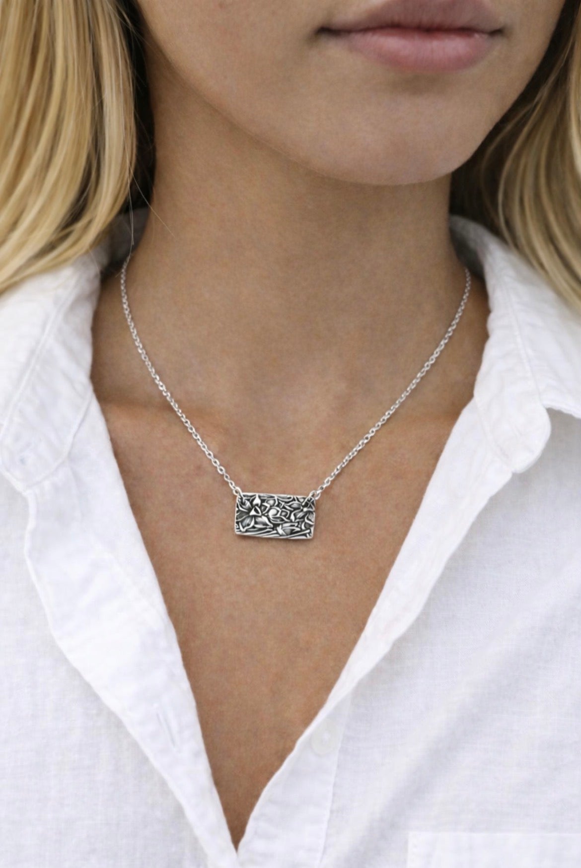 Narcisuss Bar Necklace - Silver Plated-Vintage 1935.