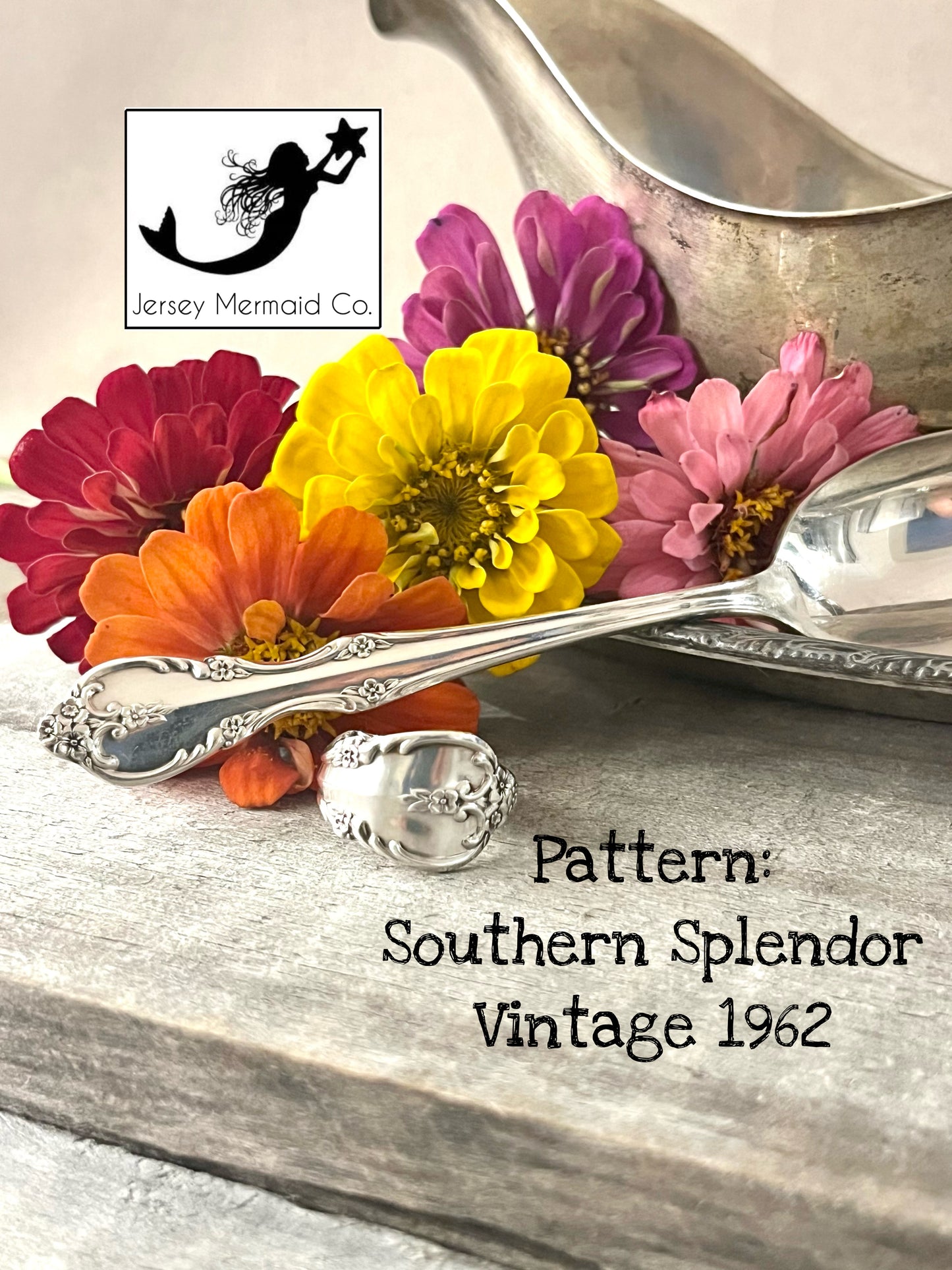 Southern Splendor Teaspoon Spoon Ring- Vintage 1962