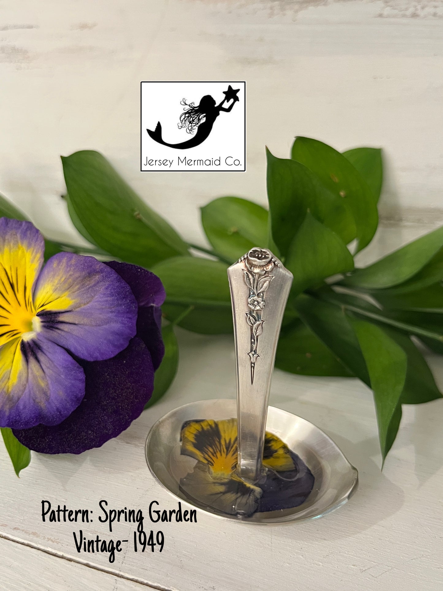 Ring Holder- Resin with Pansies