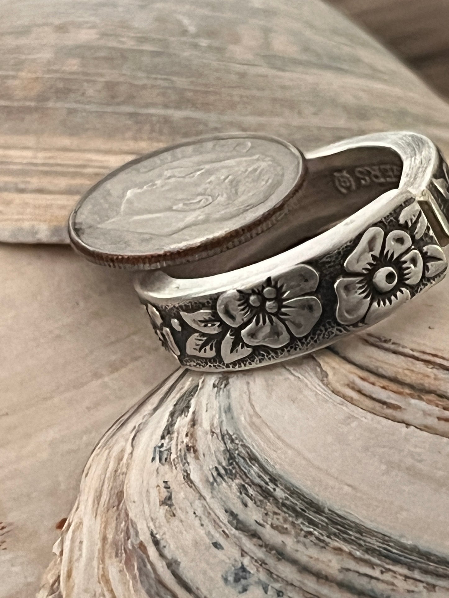 Venetian Garden Spoon Ring- Vintage 1971