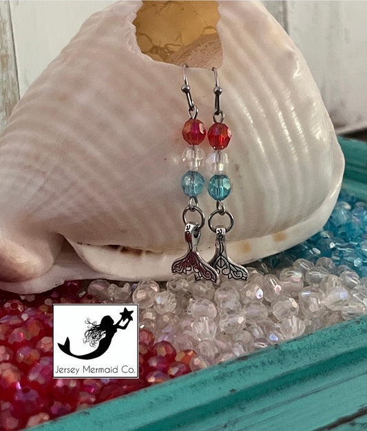 America 250 - Mermaid/Whale Tail Earrings red/white/blue beads ❤️🤍💙