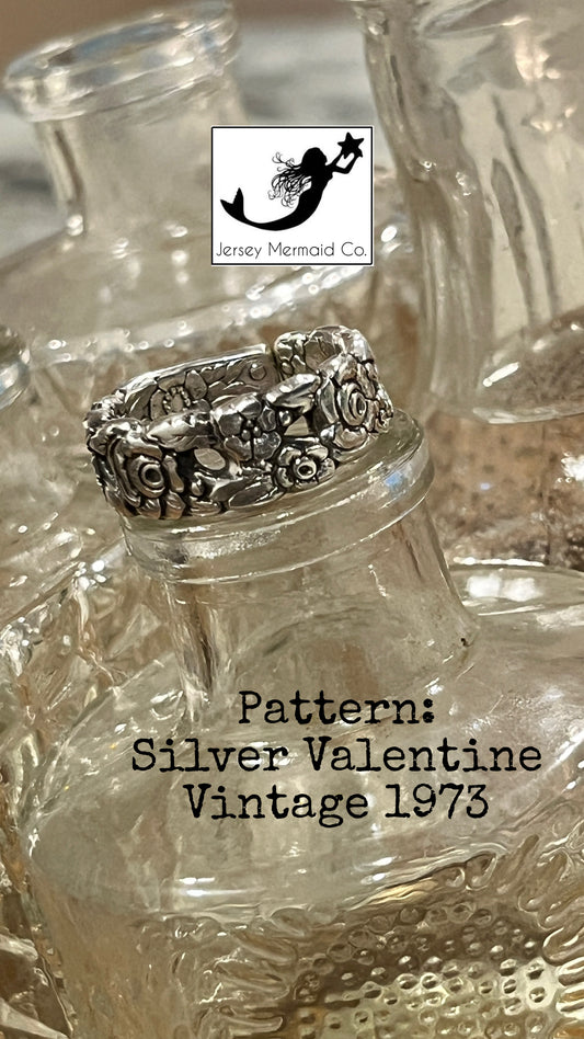 Silver Valentine Floral Spoon Ring- Vintage 1973