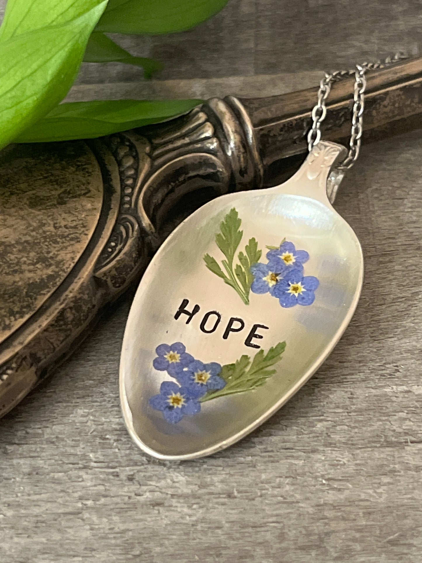 Resin - Hope Pendant with Flowers