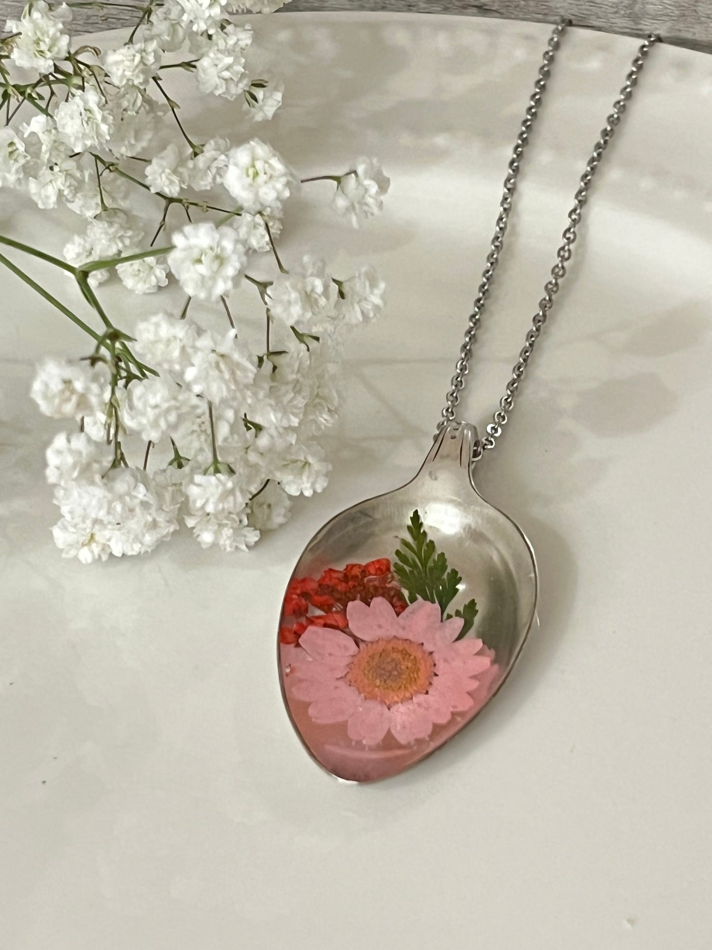 Resin Pendant -Pink & Fuchsia Flowers